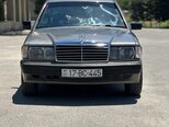 Mercedes 190-1