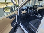 Toyota RAV4-15