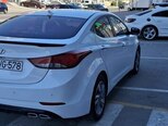 Hyundai Elantra-6