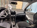Hyundai Accent-4