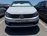 Volkswagen Polo-1