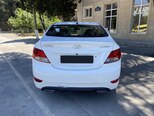 Hyundai Accent-7