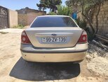 Ford Mondeo-4