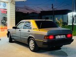 Mercedes 190-5