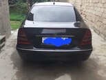 Mercedes E 220-4