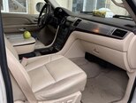 Cadillac Escalade-2