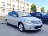 Nissan Tiida-5