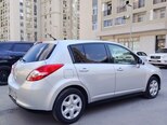 Nissan Tiida-12