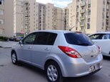 Nissan Tiida-11