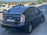 Toyota Prius-7