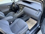 Toyota Prius-12