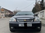 Chevrolet Lacetti-1