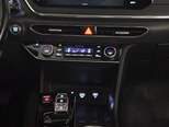 Hyundai Sonata-17
