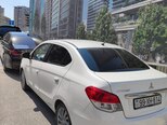 Mitsubishi Attrage-17