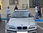 BMW 320-1