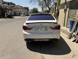 Hyundai Sonata-2