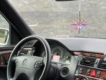 Mercedes E 240-5