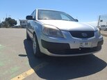 Kia Rio-4