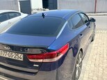 Kia Optima-4