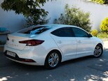 Hyundai Elantra-4