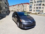 Toyota Prius-4
