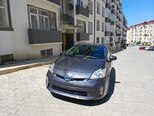Toyota Prius-2