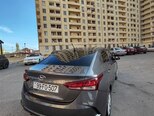 Hyundai Accent-2