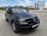 Mitsubishi Outlander-1