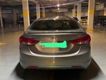Hyundai Elantra-8