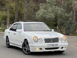 Mercedes E 320-4