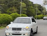 Mercedes E 320-1