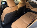 Lexus ES 300h-6