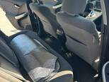 Toyota Prius-4