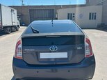 Toyota Prius-7
