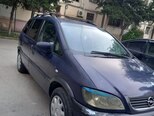 Opel Zafira-4