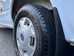 Ford Transit-6