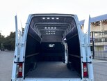 Ford Transit-8