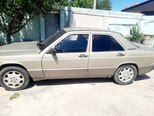 Mercedes 190-2