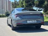 Hyundai Elantra-9