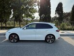Porsche Cayenne Turbo S-10