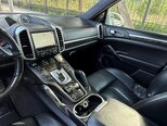 Porsche Cayenne Turbo S-11