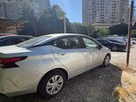 Nissan Sunny-2