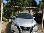 Nissan Sunny-1