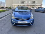Toyota Prius-4