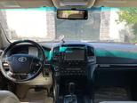 Toyota Land Cruiser-7