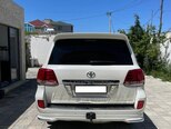Toyota Land Cruiser-2