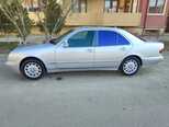 Mercedes E 320-4