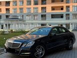 Mercedes E 250-1
