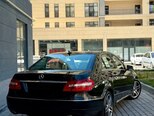 Mercedes E 250-8