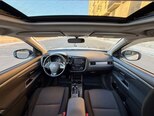 Mitsubishi Outlander-12